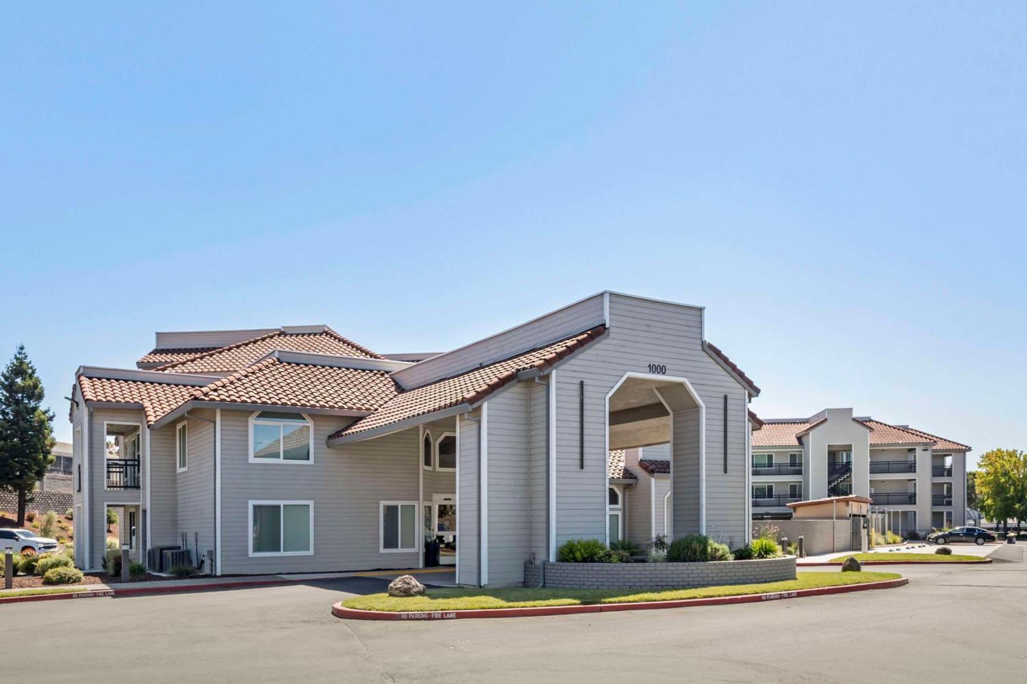 Country Inn & Suites By Radisson, Vallejo Napa Valley, Ca المظهر الخارجي الصورة
